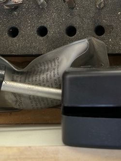 Router Guide Clamp Tool
