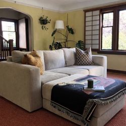 Crate And Barrel Couch Sofa Like New