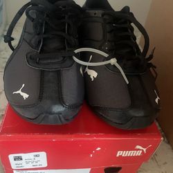 Puma Shoes Size 4, 5Y