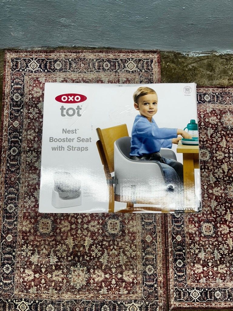 OXO Tot Nest Booster Seat with Removable Cushion