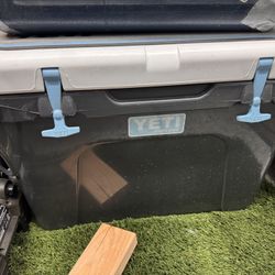 Yeti Tundra 50 15 Year Anniversary Cooler XV Limited Edition Rare