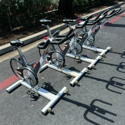 Stationary Bike Spin Bike Keiser M3 Indoor Exercise Bicycle Cardio Workout 