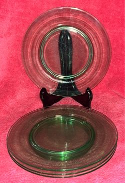 Vintage Green Glass 8” Dessert Salad Plate Set of 4!