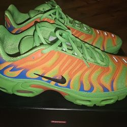 Supreme Air Max Plus