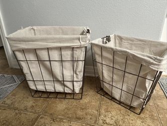 2 Wire Baskets 