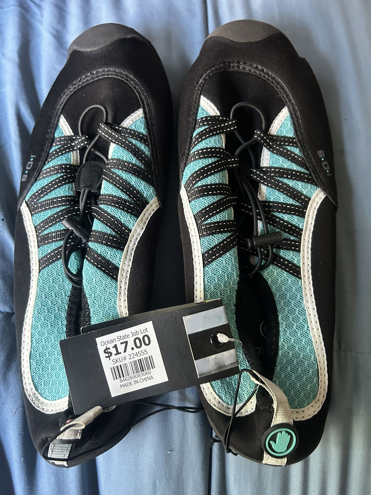 Body Glove Brand New Water Shoes