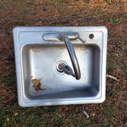 Used Sink With Faucet And Hoses