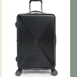 25” Penguin Spinner Luggage