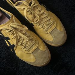 ONITSUKA TIGERS 