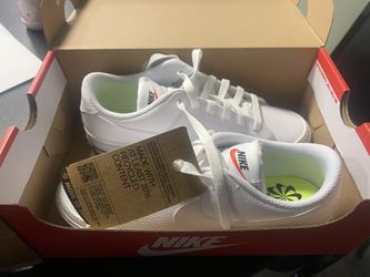 WMNS NIKE COURT LEGACY NN