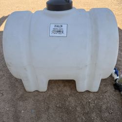 35 Gallon water Tank 