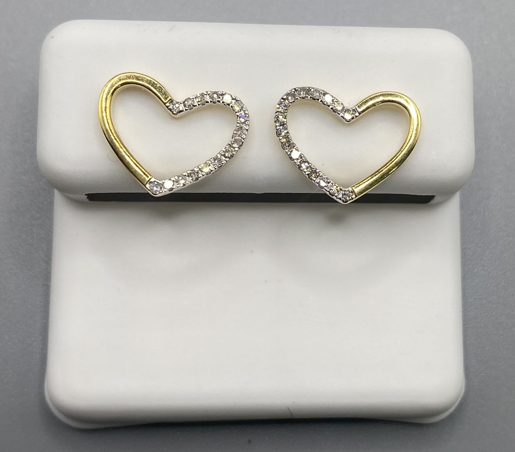 Gold With Diamond Heart Shaped Earrings (0.14 CTW)