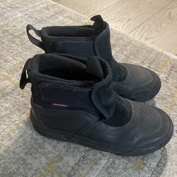 Vans Mte Size 1 Kids