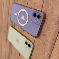 Apple iPhone 12  5G …. ( Like New. ) 