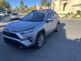 Toyota RAV4 Xle premium
