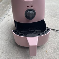 Bella 2-quart electric air fryer. Please Read. Pick Up In Jupiter.
