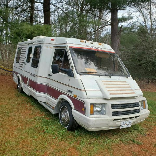 Winnebago lesharo diesel year 1985 for Sale in Gaithersburg, MD OfferUp