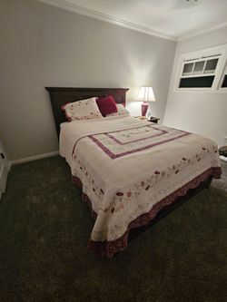 Queen Bed, box Spring and Frame