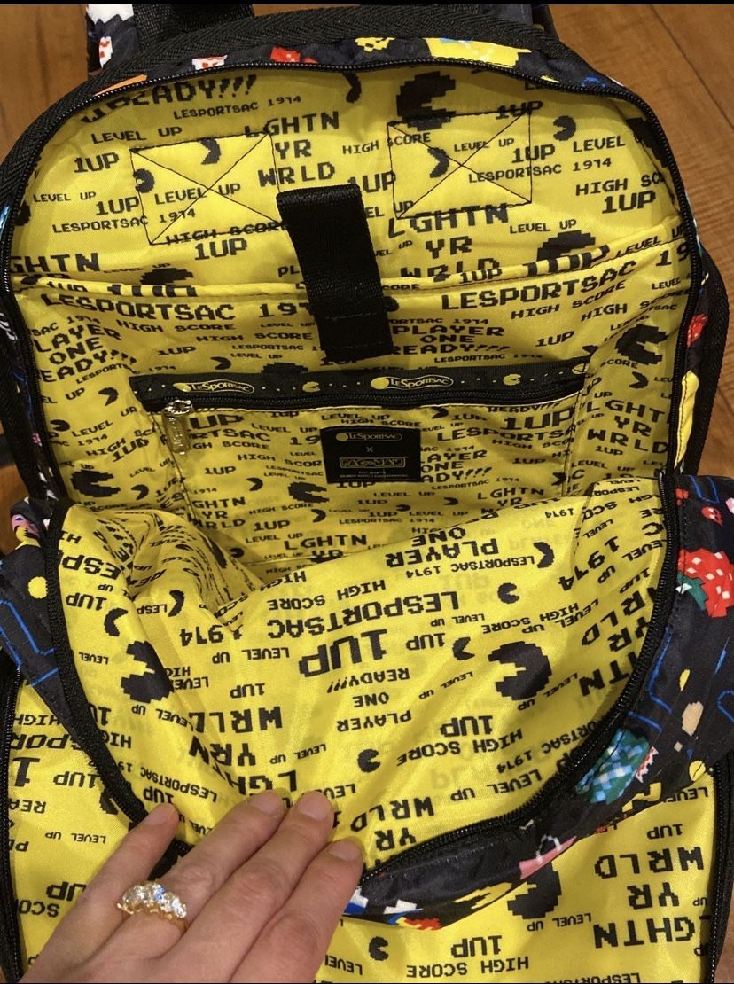 Pac-Man x Lesportsac Retro Maze Backpack for Sale in Torrance, CA - OfferUp