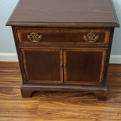 Beautiful Cherry Wood Nightstand / End Table