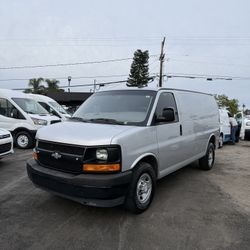2017 Chevrolet Express 2500 Cargo Van 