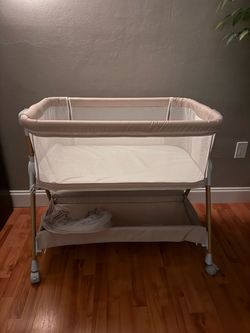 Oat Colored Baby Bassinet