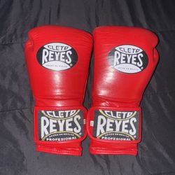 14 Oz Boxing Gloves CLETO Reyes 