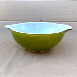 Vintage Pyrex Large Lime Cinderella Bowl 444