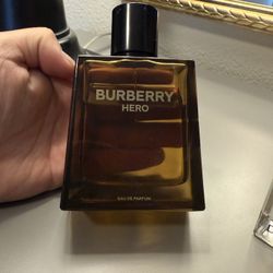 Burberry Hero Perfume 