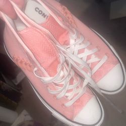 Converse Pink Mid Top Women’s Shoes, Size 8, Laced Up (braid) Design. Basically NEW Only One Ones.