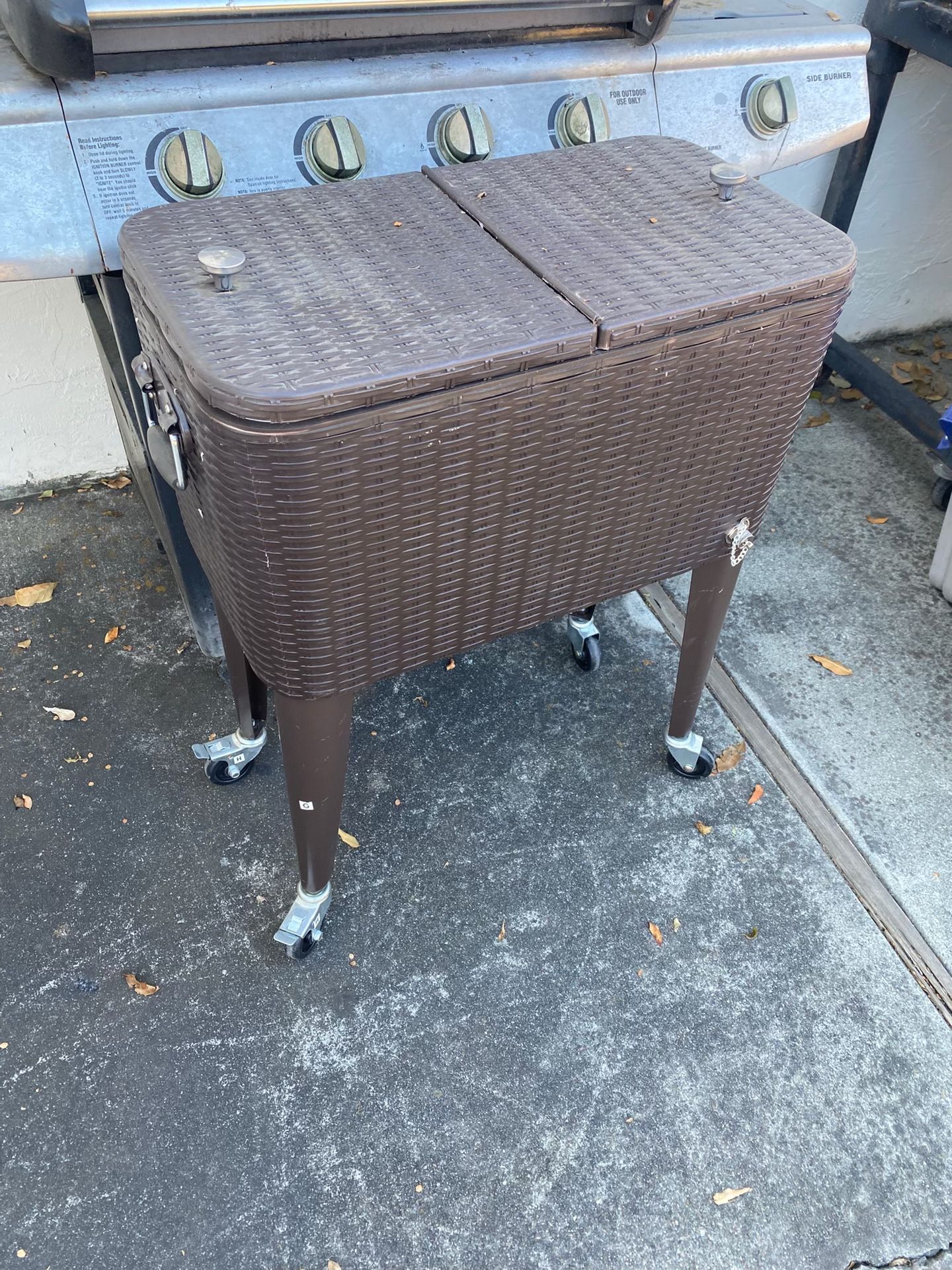 Outdoor Drink Holder Cart Stand