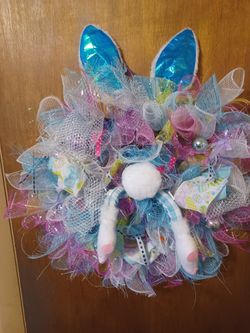 Easter Holiday Decor Wreath 