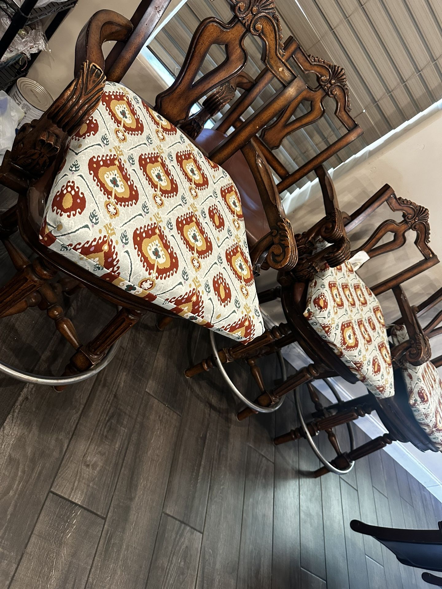 4 Bar Stools