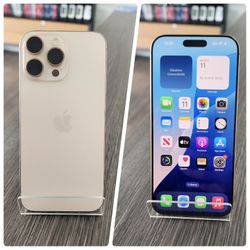 iPhone 12 Pro Max

Unlocked to any carrier 

 Gold

128 GB

 Usado
