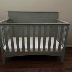 Delta Children’s Crib