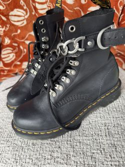 Dr.Marten 1460 Pascal Women’s Chain Leather Lace Up Boots Size 7