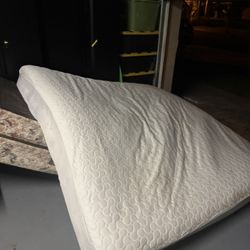 King Mattress And Box Spring 