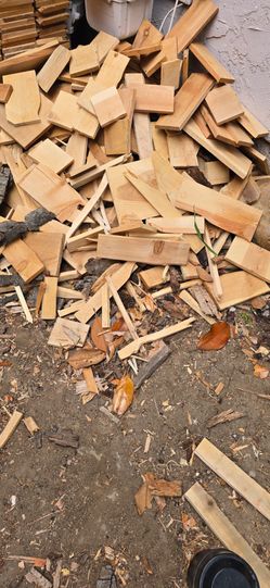 Clean scrap Firewood