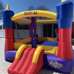 Bouncy House 