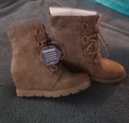 Women's Boots 