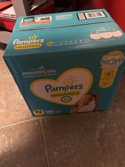Pampers Swaddlers Newborn 140 Count Thumbnail