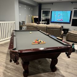 Pool Table W/ Dining Top ( Free Delivery & Set Up ) 