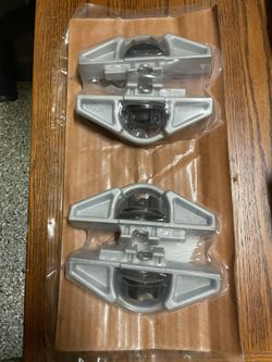 Brand new Toyota Cleat Assy 4-Pack PT278-0C01B NEW OEM
