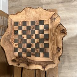 OLIVE WOOD CHESS SET 