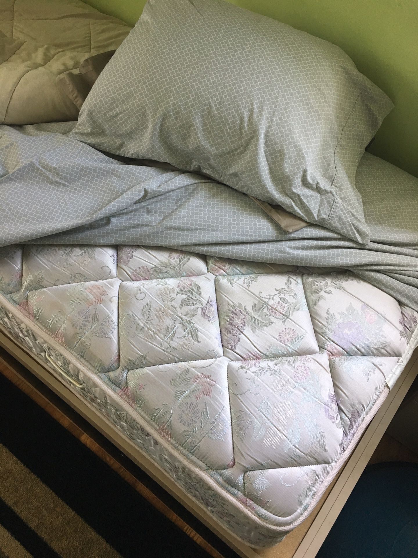 Twin bedroom furniture