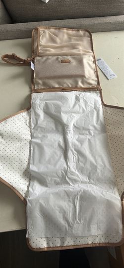 Skip hop changing pad