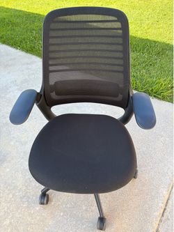 Used Steelcase Series 1 With Lumbar Support