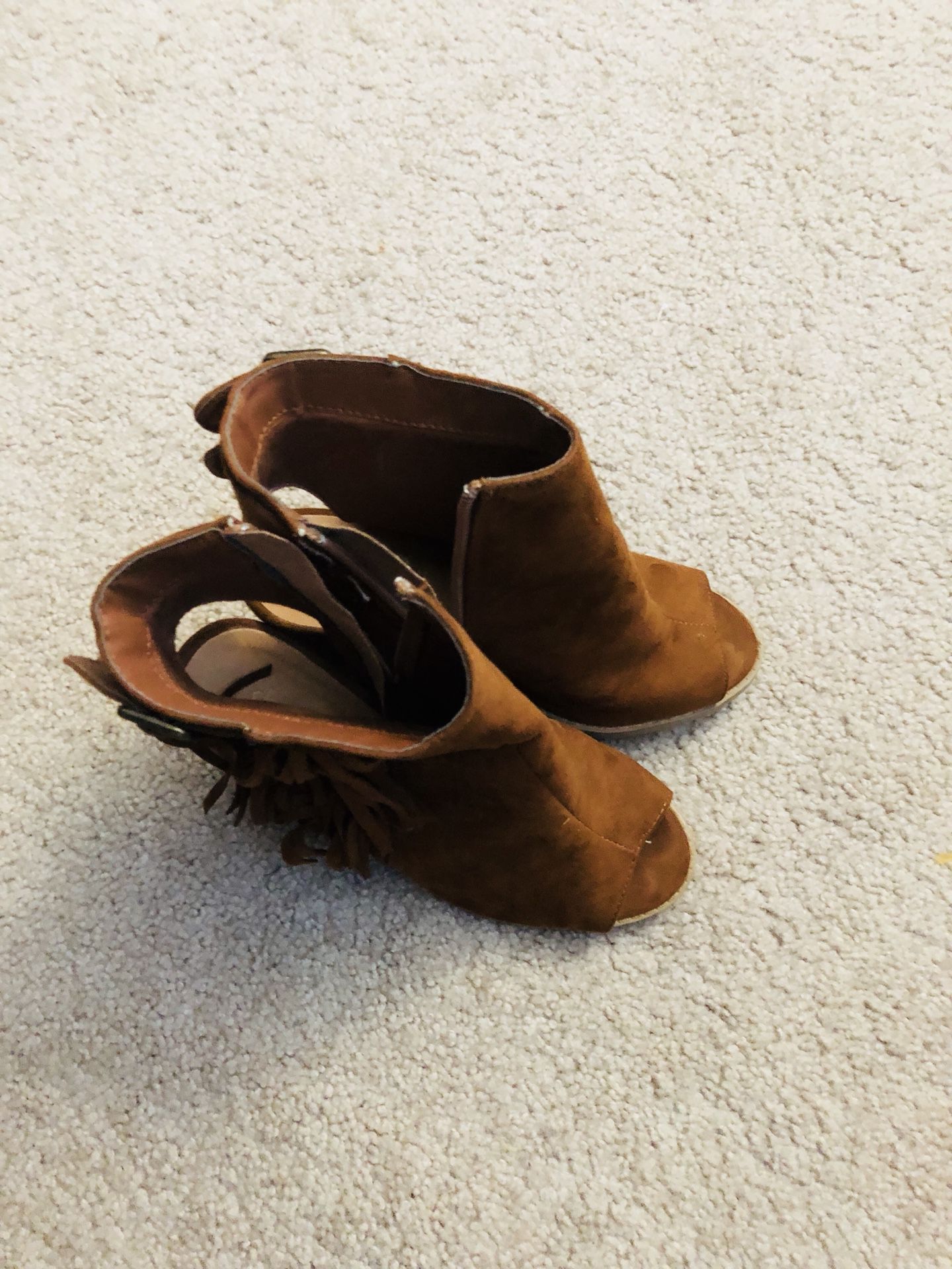 Size 6 brown suede booties