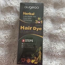 Herbal shampoo whit color