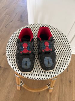 Kids Spiderman shoes
